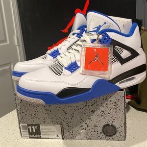 Air Jordan Retro 4 “Motorsport”